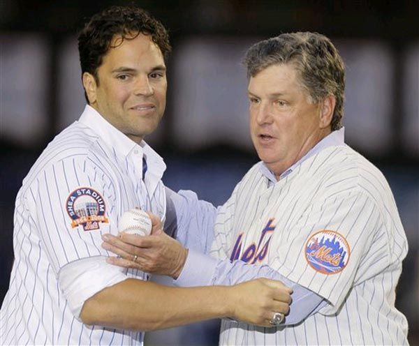 MIke Piazza and Tom Seaver